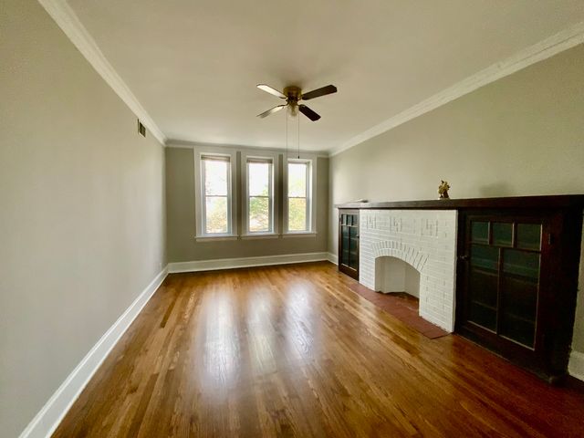 5511 W Diversey Avenue 3, Chicago, IL 60639