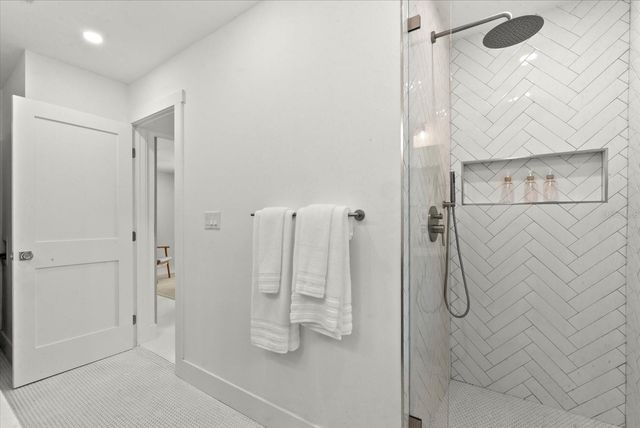 1051 INDIAN BEACH DRIVE, Sarasota, FL 34234