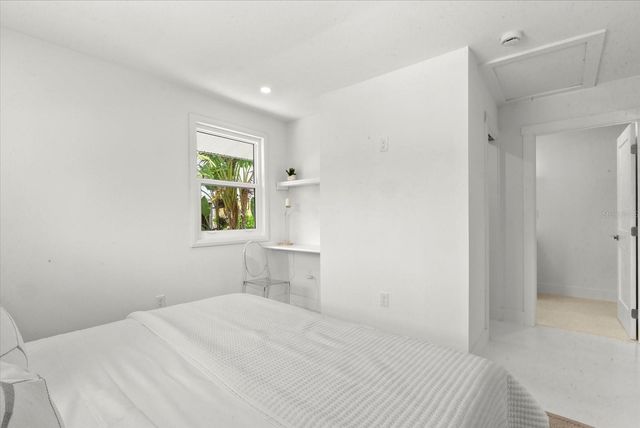 1051 INDIAN BEACH DRIVE, Sarasota, FL 34234