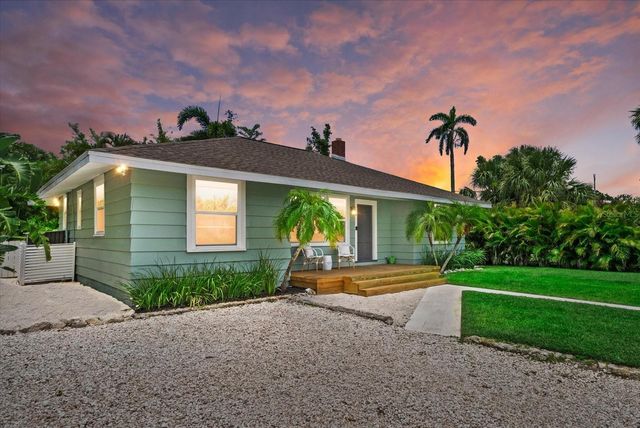 1051 INDIAN BEACH DRIVE, Sarasota, FL 34234