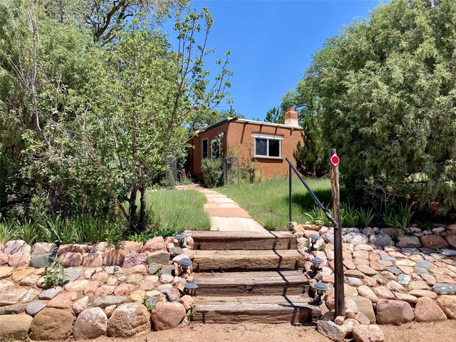 2175 Old Arroyo Chamiso and 550 Valle Chamiso Lane 1,2,3,4,5,6, Santa Fe, NM 87505