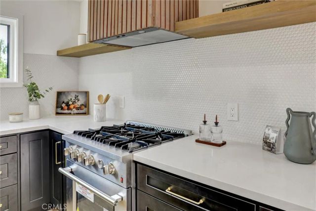 5218 Barker Drive, Los Angeles, CA 90042