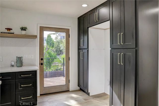 5218 Barker Drive, Los Angeles, CA 90042