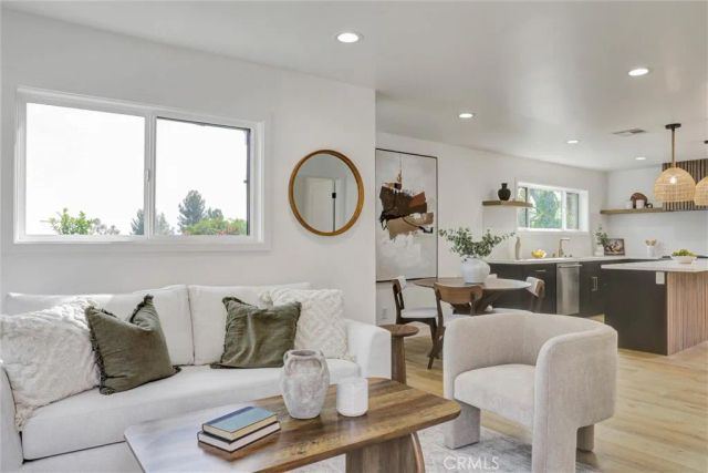 5218 Barker Drive, Los Angeles, CA 90042