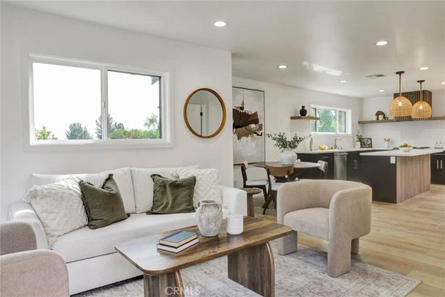5218 Barker Drive, Los Angeles, CA 90042