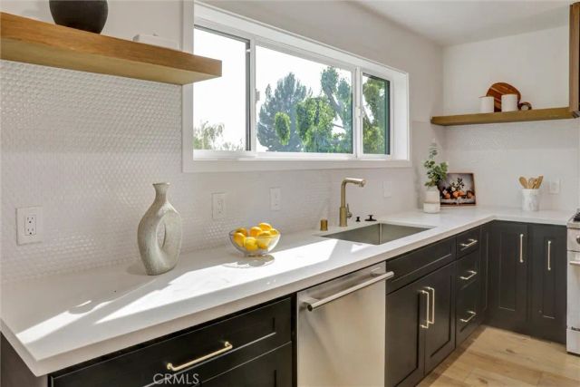 5218 Barker Drive, Los Angeles, CA 90042