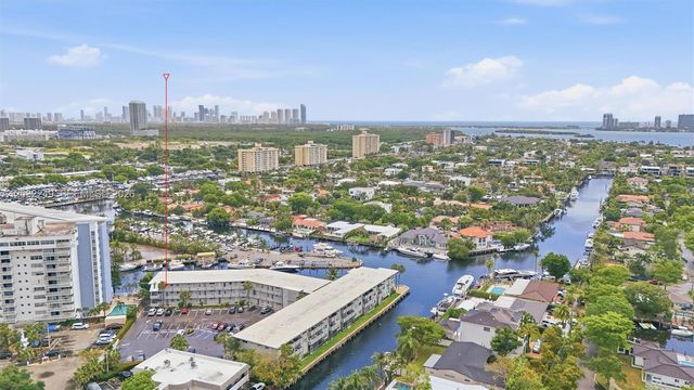 13105 NE Ixora Ct 300, North Miami, FL 33181