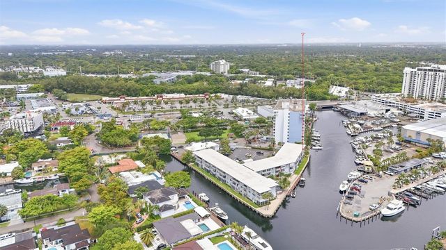 13105 NE Ixora Ct 300, North Miami, FL 33181