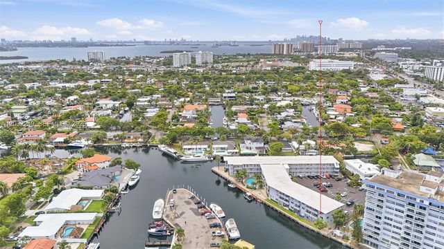 13105 NE Ixora Ct 300, North Miami, FL 33181