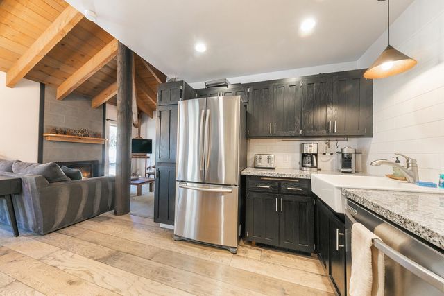 12802 Northwoods Blvd Apt 437, Truckee, CA 96161