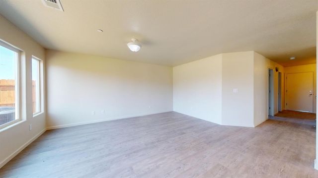 5567 Landon Ln, Riverbank, CA 95367