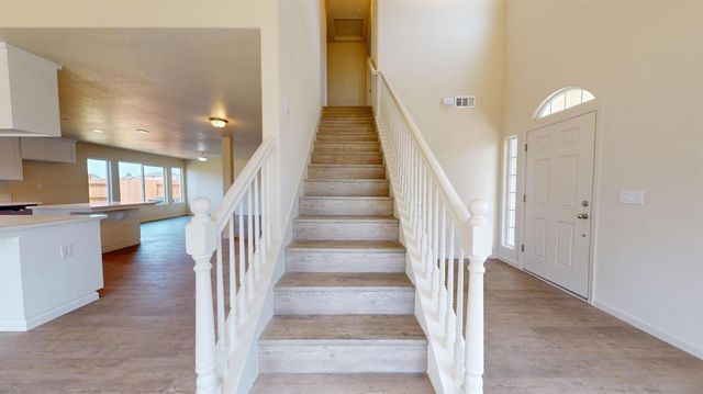 5567 Landon Ln, Riverbank, CA 95367