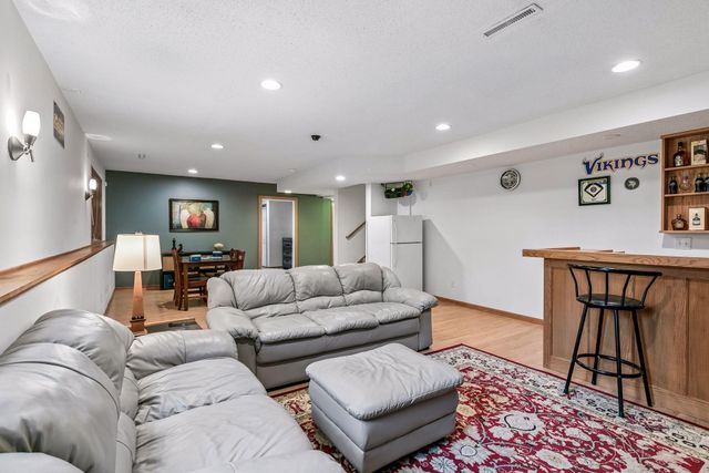 9930 Scott Avenue N, Brooklyn Park, MN 55443