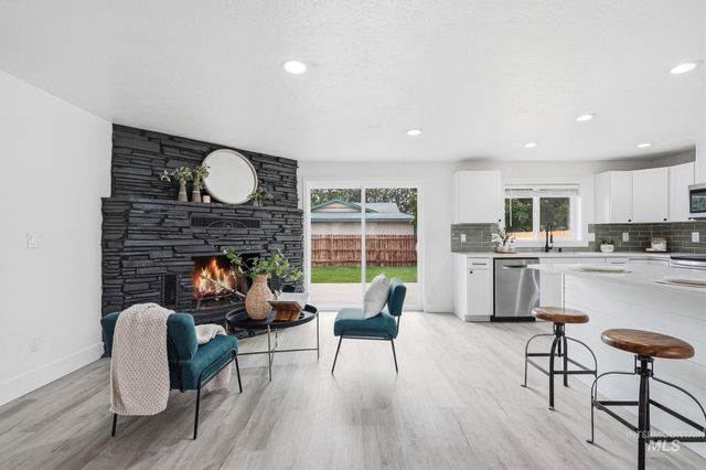 3829 S Constitution Way, Boise, ID 83706