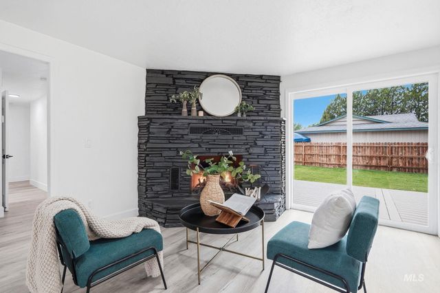 3829 S Constitution Way, Boise, ID 83706