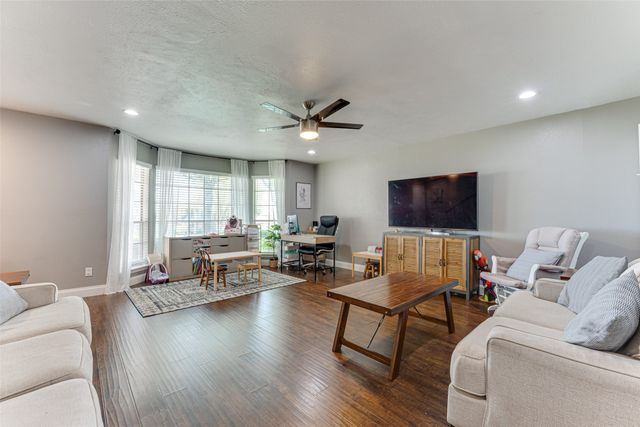 5808 Marina Drive 13, Garland, TX 75043