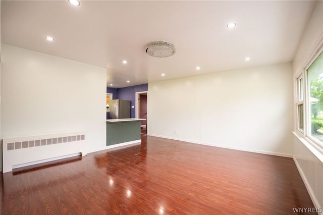 1889 Broadway, Grand Island, NY 14072