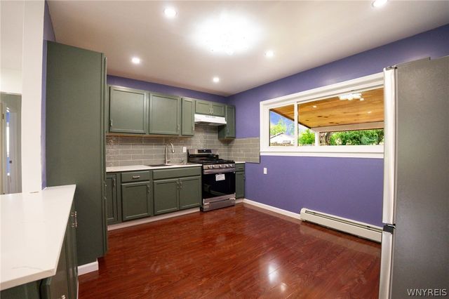 1889 Broadway, Grand Island, NY 14072