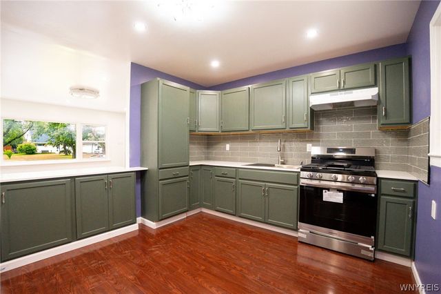 1889 Broadway, Grand Island, NY 14072