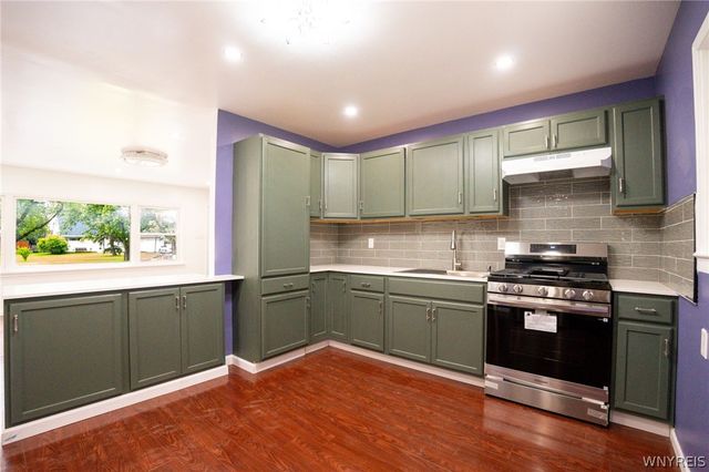 1889 Broadway, Grand Island, NY 14072