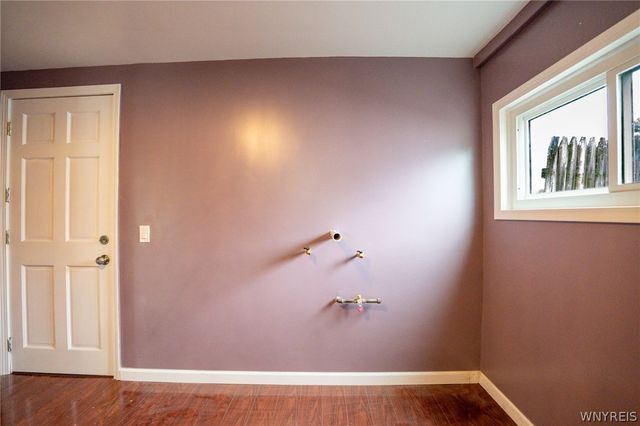 1889 Broadway, Grand Island, NY 14072