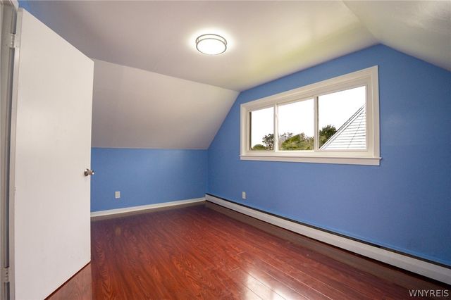 1889 Broadway, Grand Island, NY 14072