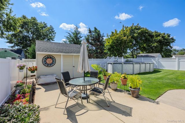 148 Birs Avenue, Lindenhurst, NY 11757