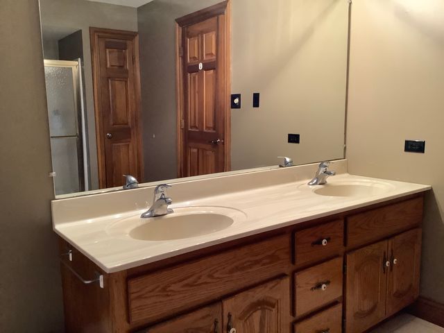 1502 London Road, New Lenox, IL 60451