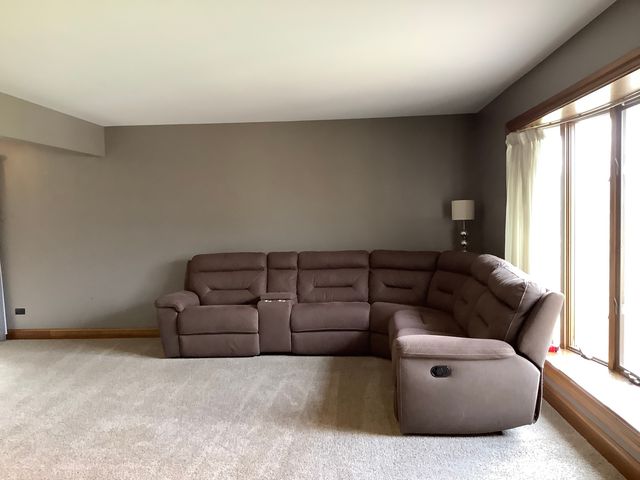 1502 London Road, New Lenox, IL 60451