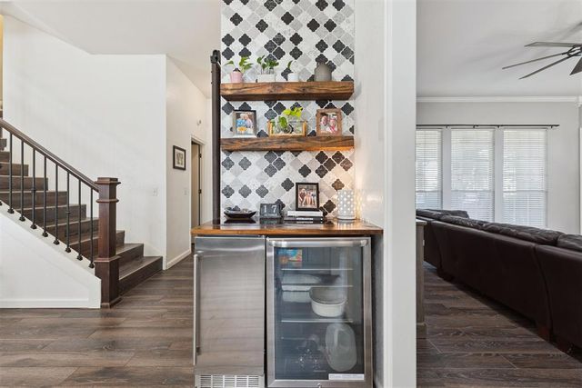 6055 W Blue Cedar Road, Edmond, OK 73025