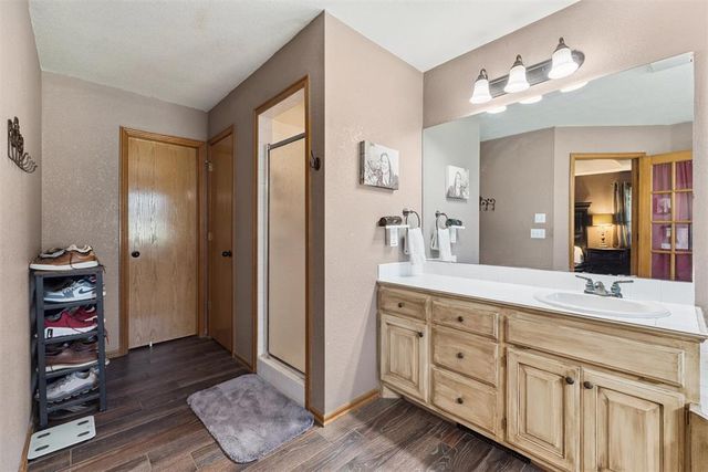 6055 W Blue Cedar Road, Edmond, OK 73025