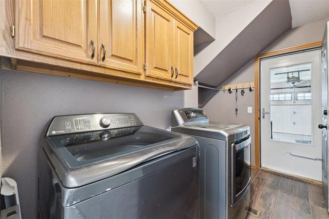 6055 W Blue Cedar Road, Edmond, OK 73025