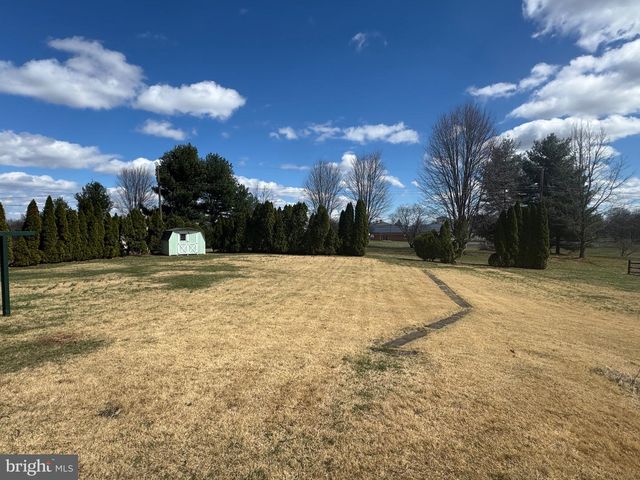 1218 S HANOVER ST, Pottstown, PA 19465