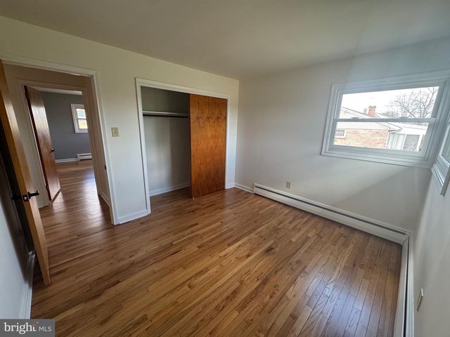 1218 S HANOVER ST, Pottstown, PA 19465