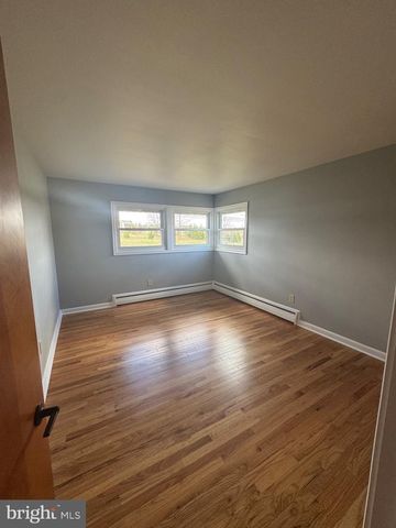 1218 S HANOVER ST, Pottstown, PA 19465