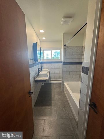 1218 S HANOVER ST, Pottstown, PA 19465