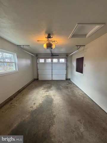 1218 S HANOVER ST, Pottstown, PA 19465