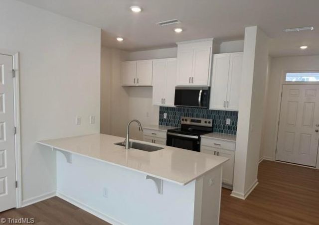 198 Parker Lane, Mebane, NC 27302