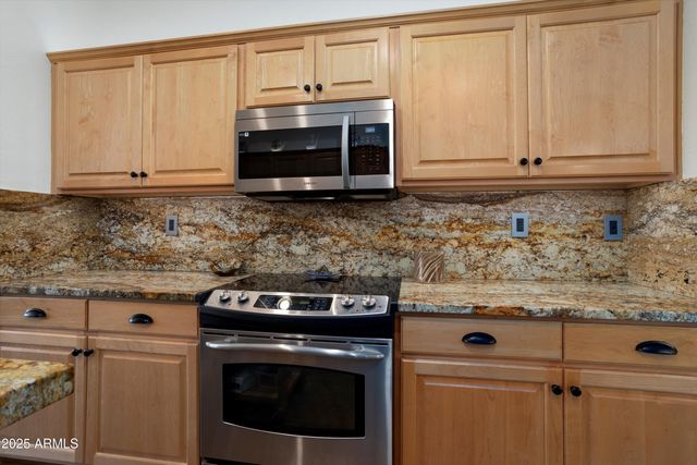 16564 W WILD HORSE Way, Surprise, AZ 85387