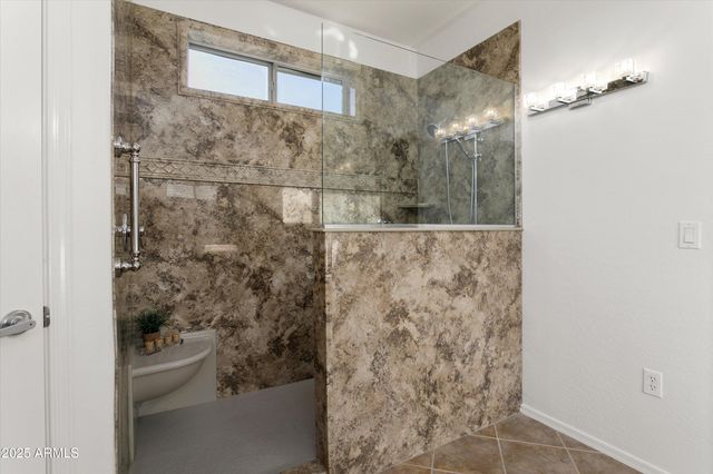 16564 W WILD HORSE Way, Surprise, AZ 85387