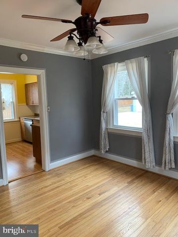 4718 RUATAN ST, College Park, MD 20740