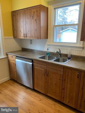 4718 RUATAN ST, College Park, MD 20740
