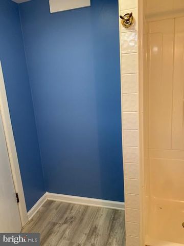 4718 RUATAN ST, College Park, MD 20740