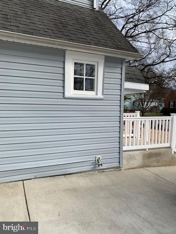 4718 RUATAN ST, College Park, MD 20740