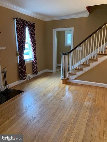 4718 RUATAN ST, College Park, MD 20740