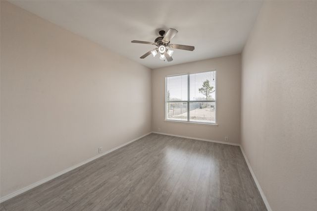 5786 Walnut Creek Drive, Fort Worth, TX 76137