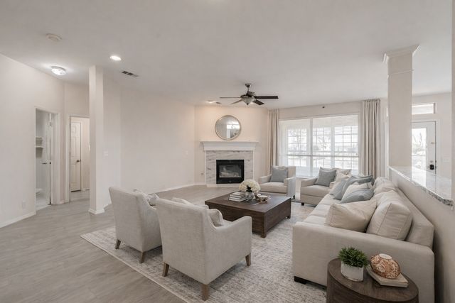 5786 Walnut Creek Drive, Fort Worth, TX 76137