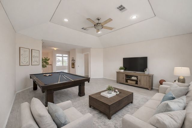 5786 Walnut Creek Drive, Fort Worth, TX 76137