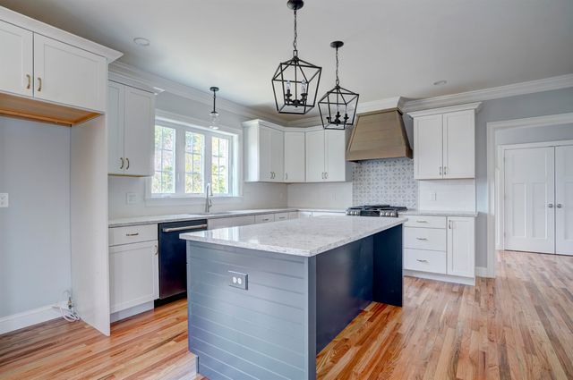 Lot 3 Westview Road Lot 3 - The Saffron Floor Plan, Bedford, NH 03110