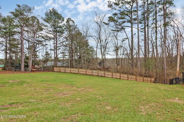 1177 Sparta Hwy, Crossville, TN 38572